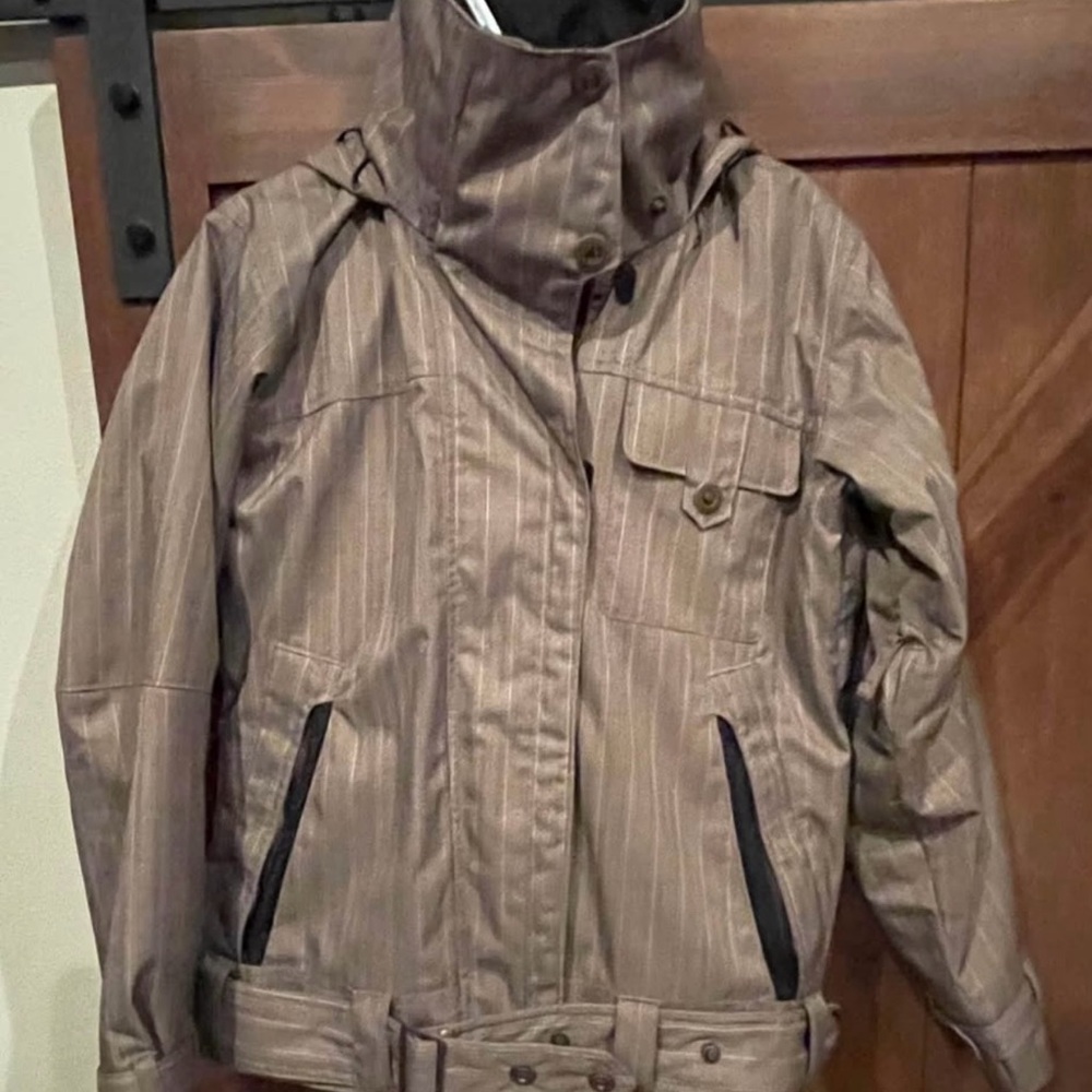 Columbia Women’s Jacket and Snow Pants Set